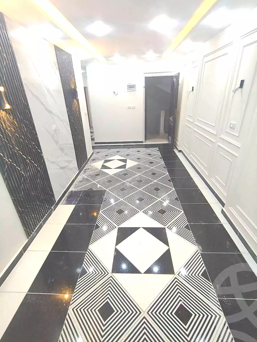 https://aqarmap.com.eg/ar/listing/7342993-for-sale-alexandria-sydy-bshr-sydy-bshr-bhry-shr-mhmd-njyb