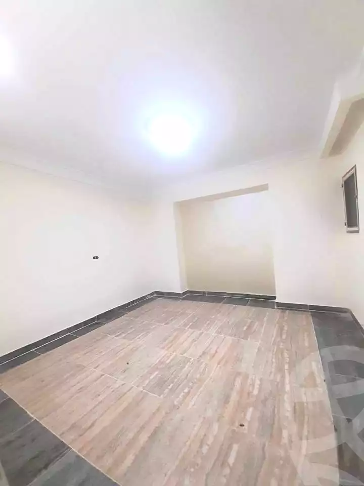 https://aqarmap.com.eg/ar/listing/7343164-for-sale-alexandria-al-agamy-lbytsh-shahr-al-assal-st