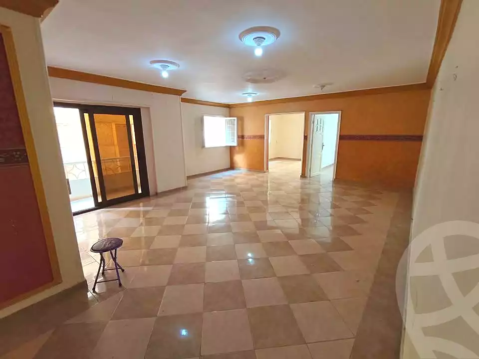 https://aqarmap.com.eg/ar/listing/7343275-for-rent-alexandria-el-asafra-l-sfr-bhry