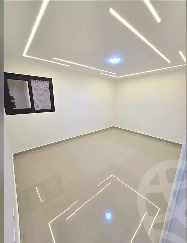 https://aqarmap.com.eg/ar/listing/7343568-for-sale-alexandria-el-asafra-shr-45