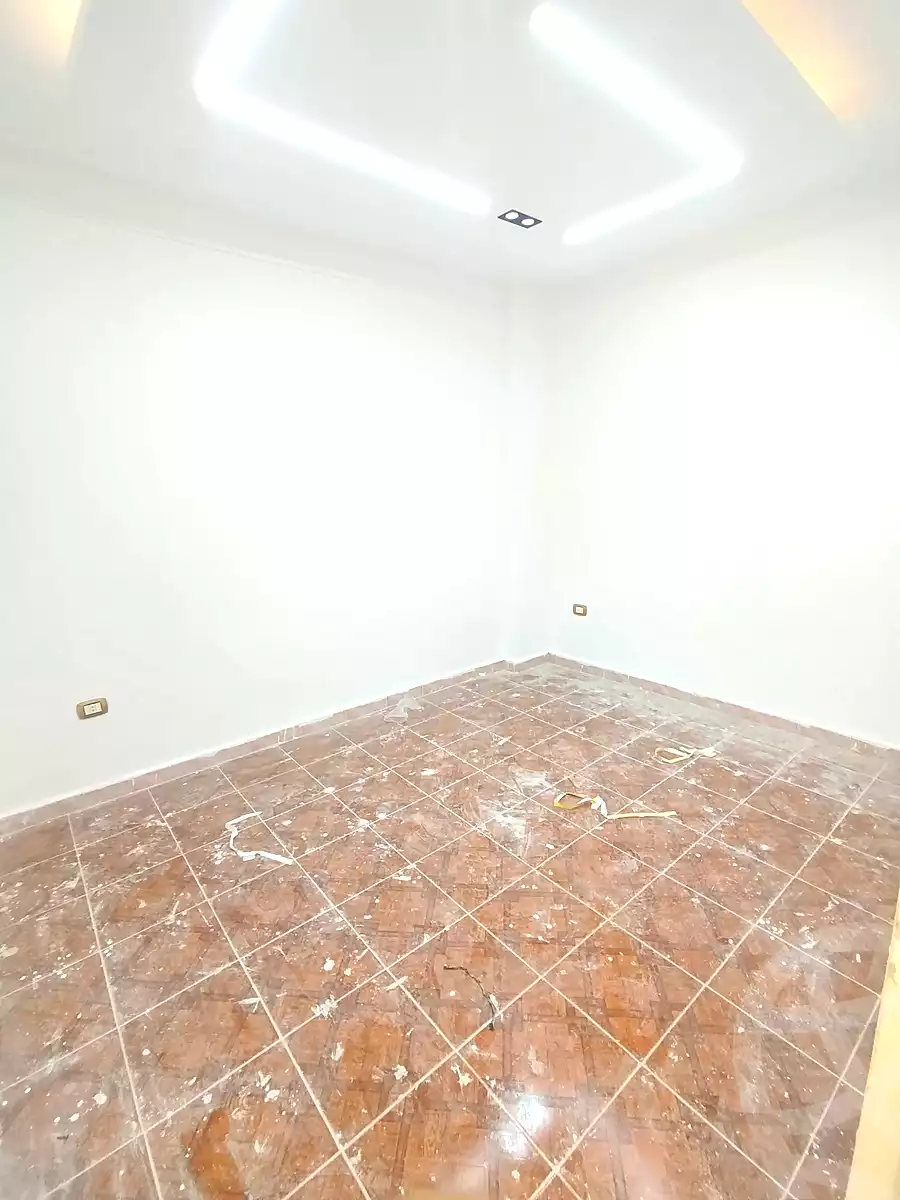 https://aqarmap.com.eg/en/listing/7344189-for-sale-alexandria-lsywf-el-falki
