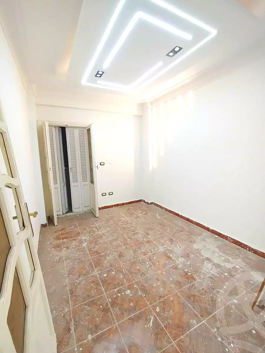 https://aqarmap.com.eg/en/listing/7344189-for-sale-alexandria-lsywf-el-falki