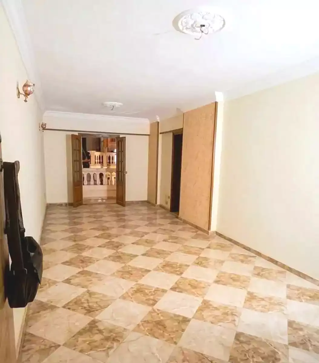 https://aqarmap.com.eg/en/listing/7344278-for-sale-alexandria-lsywf-el-fanan-mohamed-othman-st