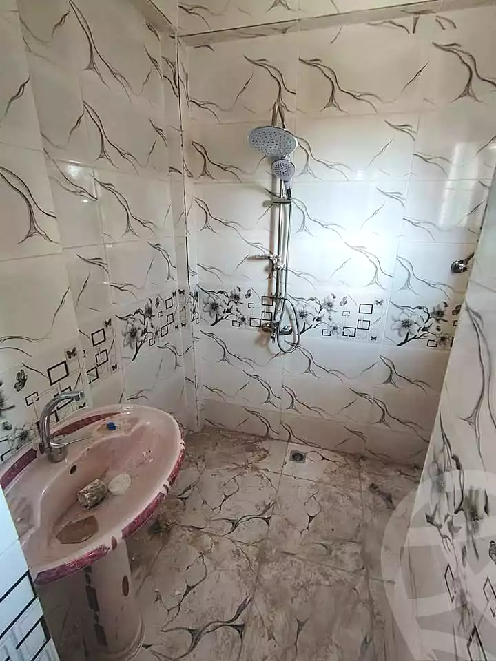 https://aqarmap.com.eg/ar/listing/7344683-for-sale-alexandria-mntq-fr-y-blskndry-el-awayed-ezbet-mohsen-st