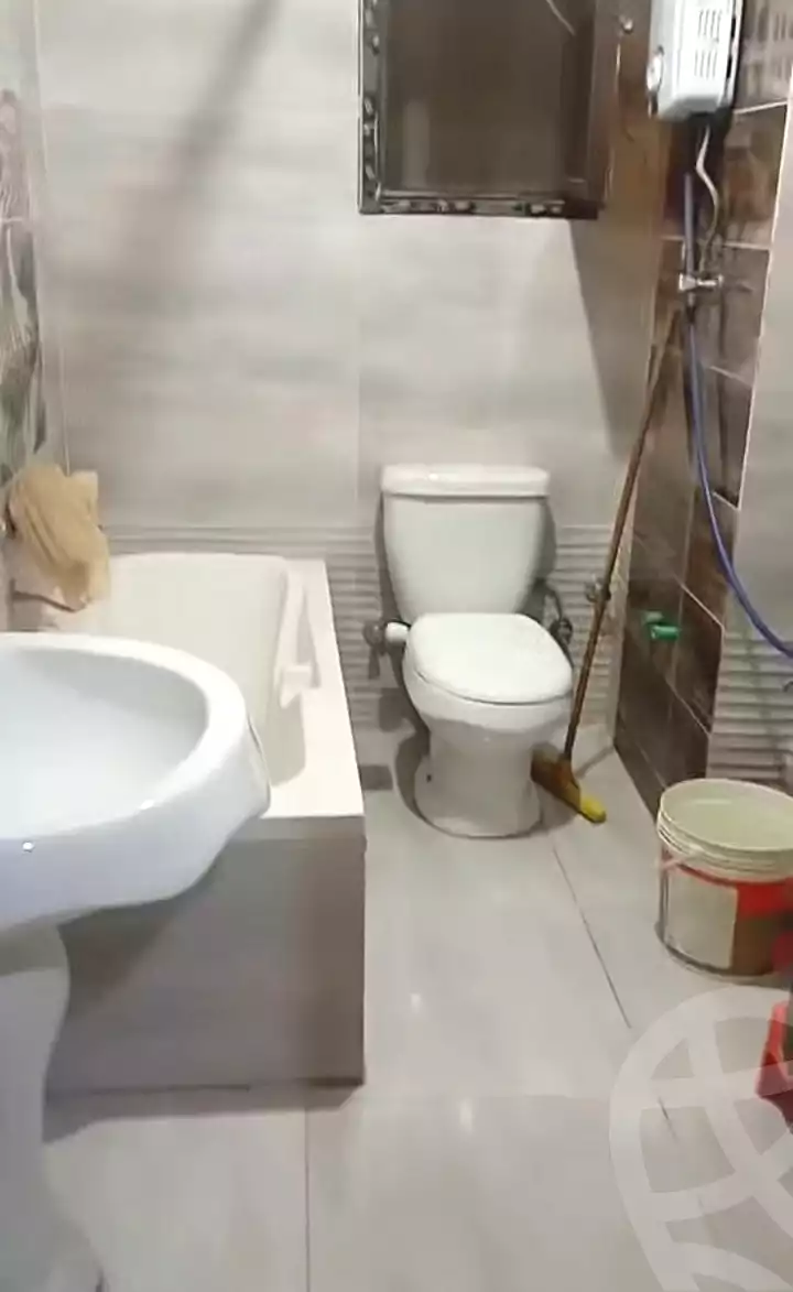 https://aqarmap.com.eg/ar/listing/7344711-for-sale-cairo-ain-shams-ain-shams-el-sharkia