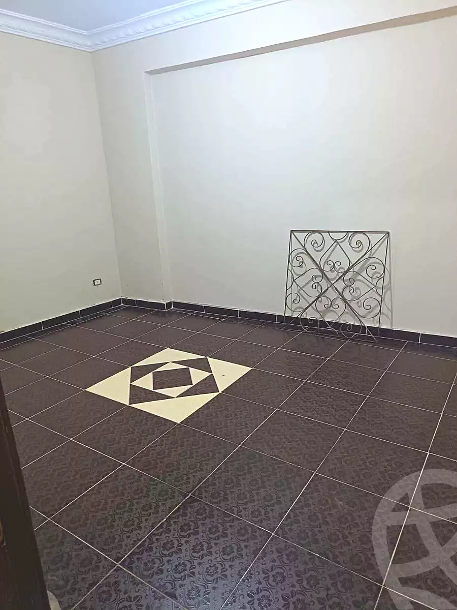 https://aqarmap.com.eg/en/listing/7344741-for-sale-alexandria-el-asafra-shr-45