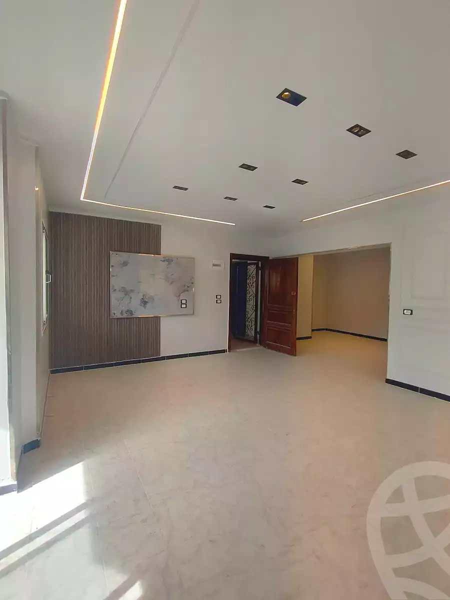 https://aqarmap.com.eg/ar/listing/7344877-for-sale-alexandria-al-agamy-shataa-el-nakheel
