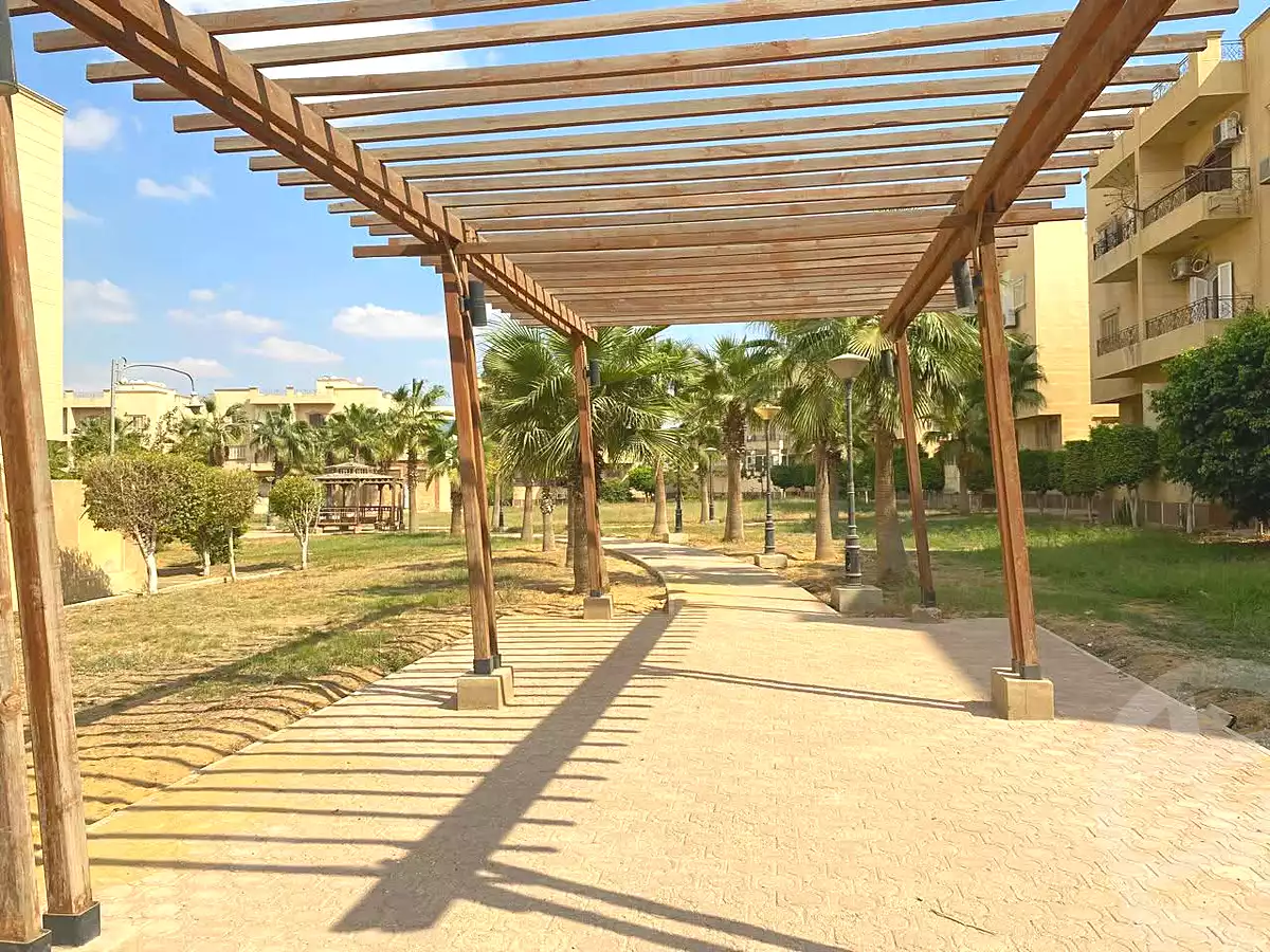 https://aqarmap.com.eg/en/listing/7345022-for-sale-cairo-new-cairo-compounds-kmbwnd-lnkhyl