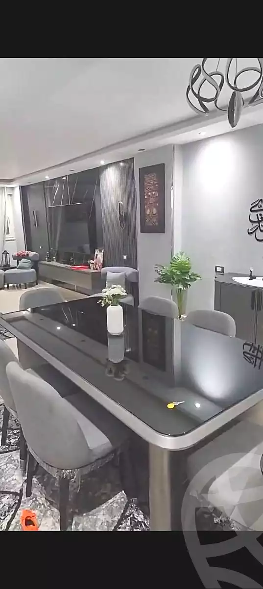 https://aqarmap.com.eg/ar/listing/7345222-for-sale-cairo-ain-shams-ain-shams-el-sharkia-el-zahraa-st