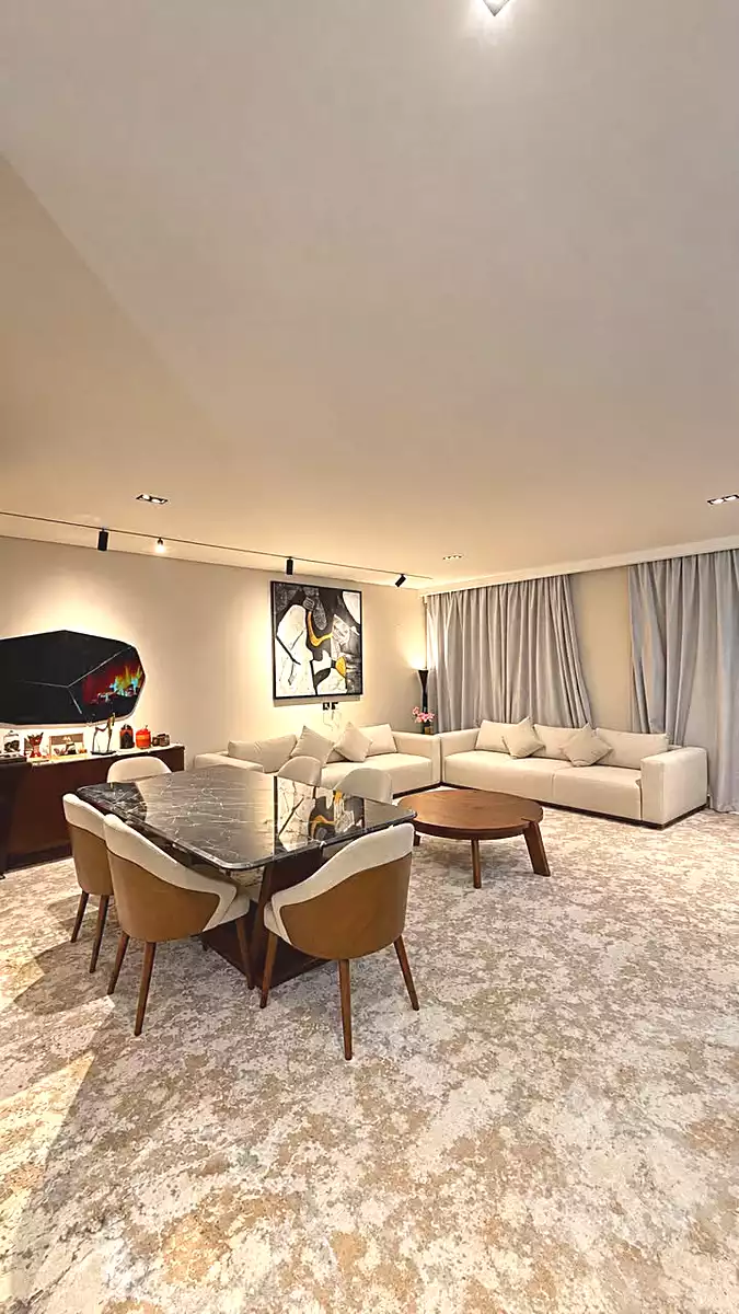 https://aqarmap.com.eg/ar/listing/7345635-for-sale-cairo-new-cairo-compounds-ninety-avenue