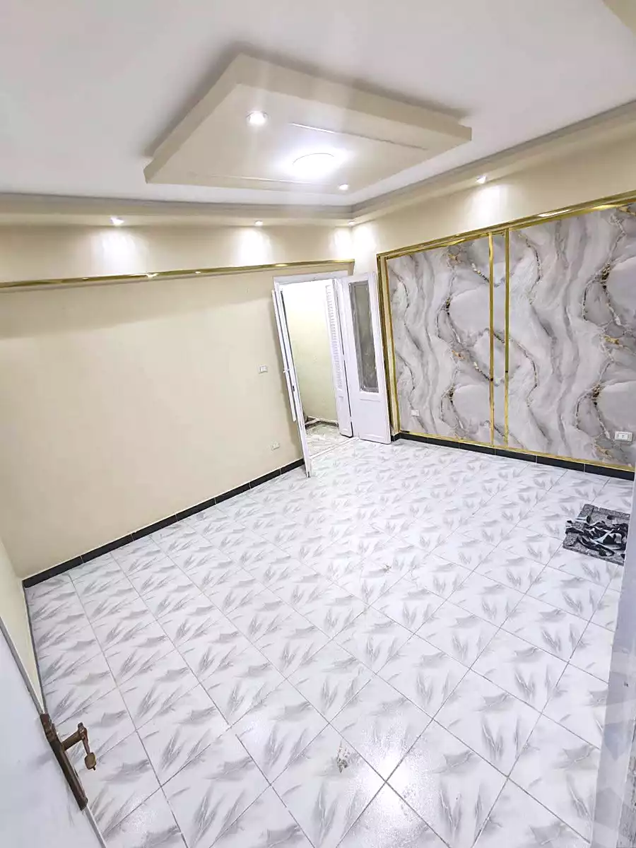 https://aqarmap.com.eg/en/listing/7345704-for-sale-alexandria-al-agamy-el-hanouvel-gabir-hafez-st