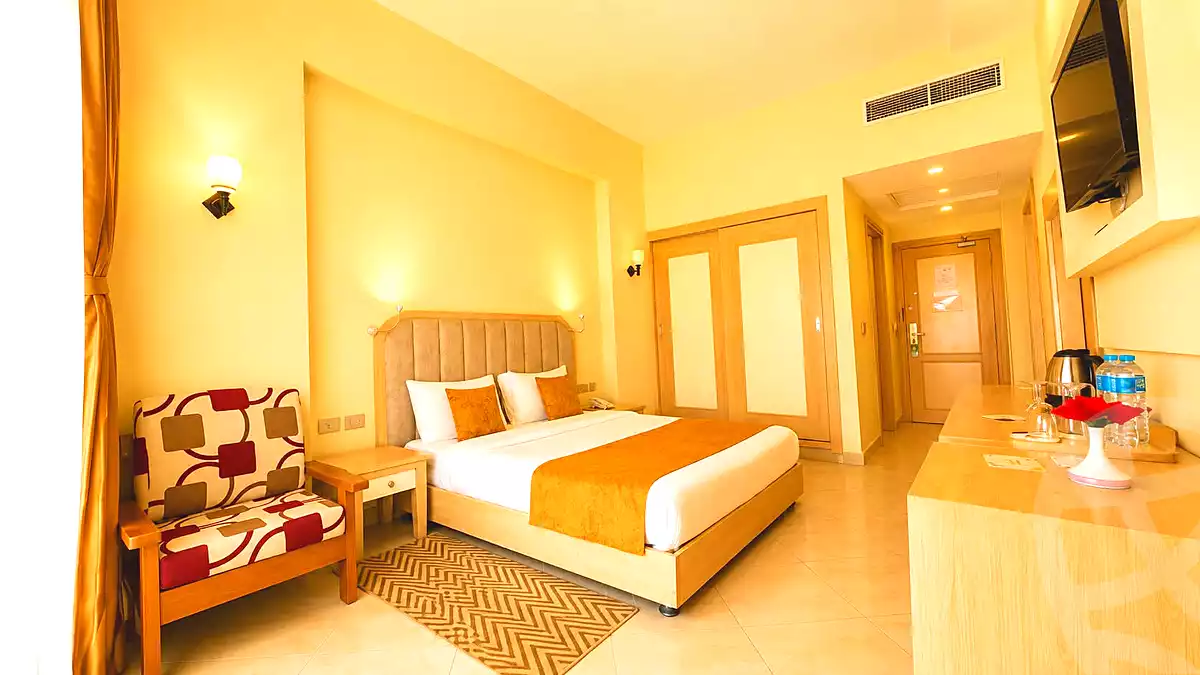 https://aqarmap.com.eg/ar/listing/7346043-for-sale-red-sea-hurghada-city-el-hadba-sheraton-st