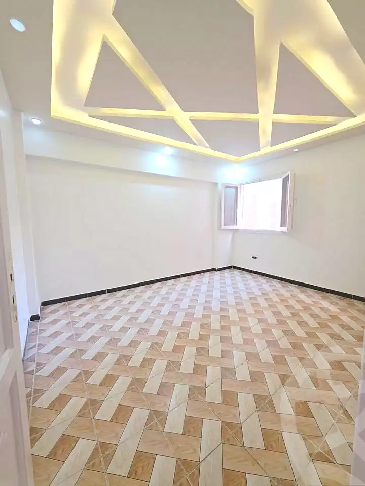 https://aqarmap.com.eg/ar/listing/7346422-for-sale-alexandria-al-agamy-shataa-el-nakheel