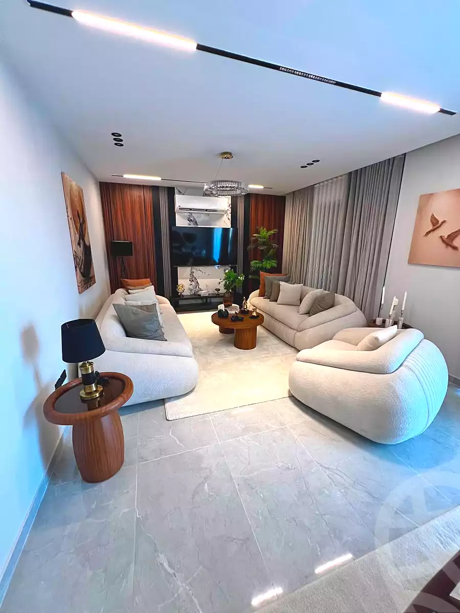 https://aqarmap.com.eg/en/listing/7346644-for-sale-cairo-new-cairo-compounds-mwrd-fq-llttwyr