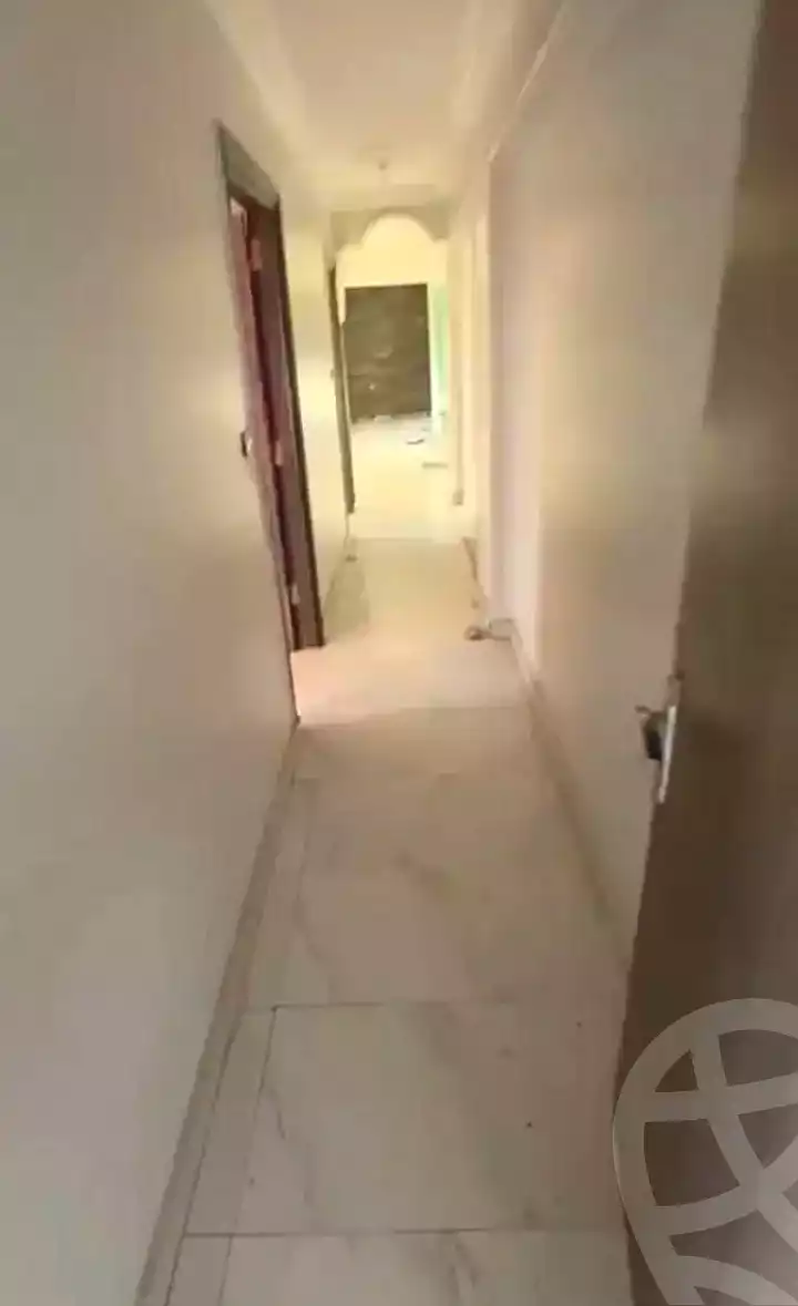 https://aqarmap.com.eg/ar/listing/7346908-for-sale-alexandria-al-agamy-lbytsh-el-saleheen-mosque-st