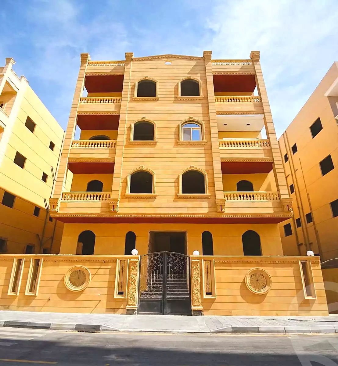 https://aqarmap.com.eg/en/listing/7347125-for-sale-cairo-badr-city-hai-el-ashgar-featured-neighborhood