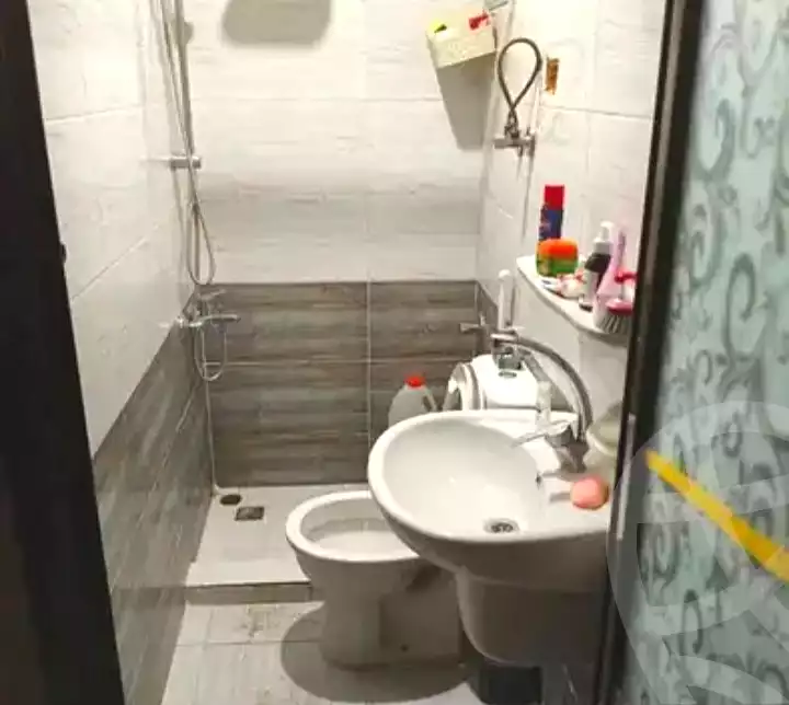 https://aqarmap.com.eg/ar/listing/7347271-for-sale-alexandria-miami-street-57