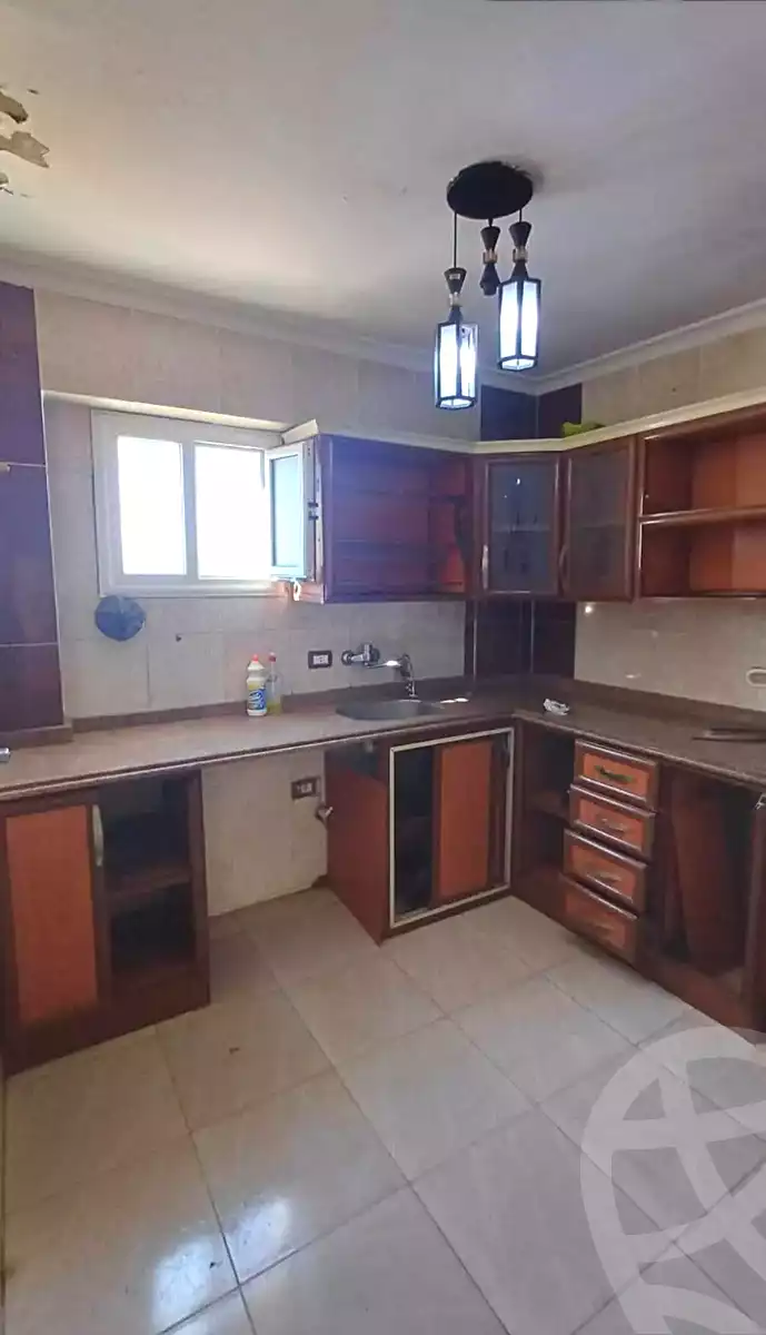 https://aqarmap.com.eg/ar/listing/7347750-for-sale-alexandria-sydy-bshr-sydy-bshr-bhry-shr-mhmwd-l-yswy