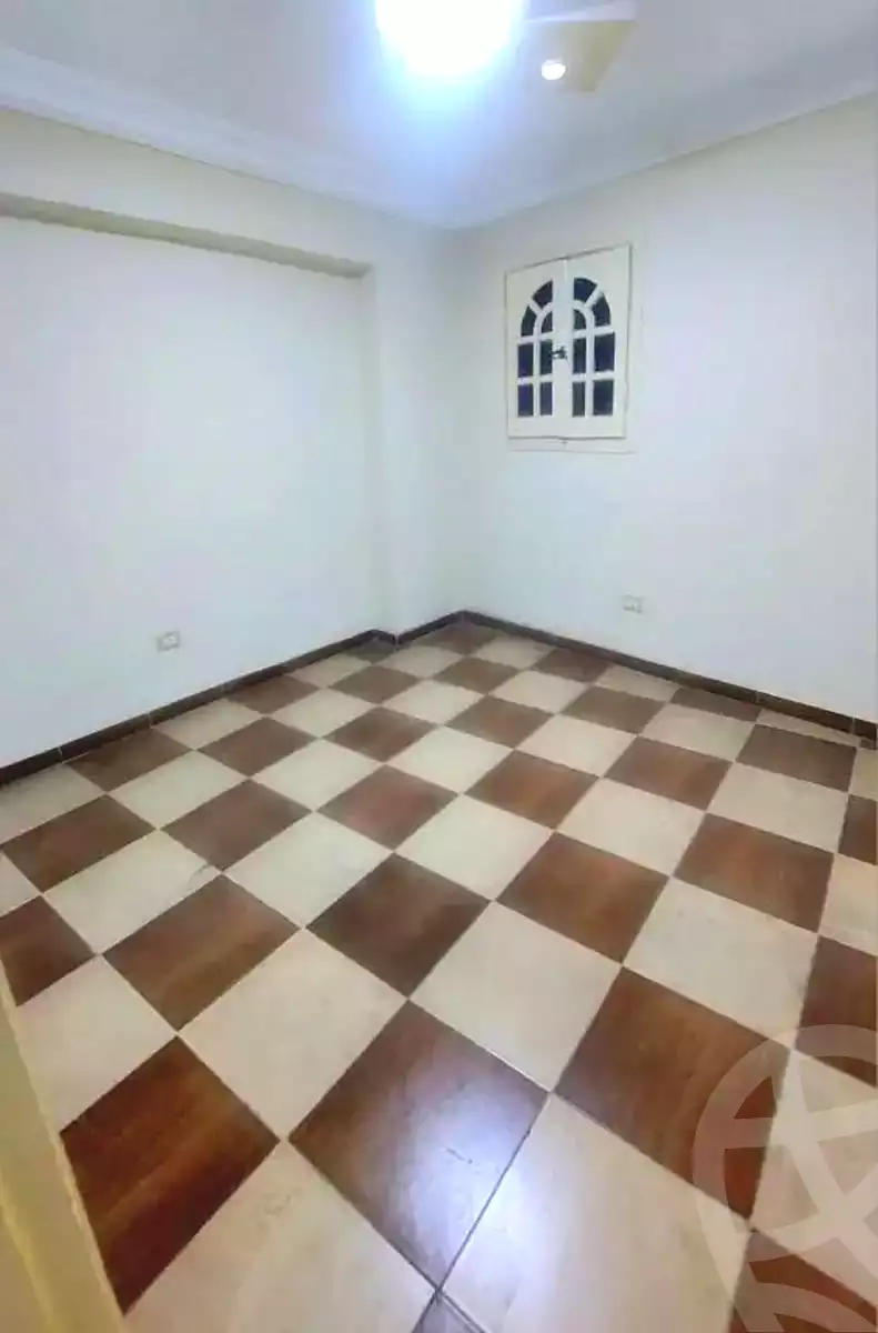 https://aqarmap.com.eg/ar/listing/7348038-for-sale-alexandria-miami-shr-jml-bd-lnsr
