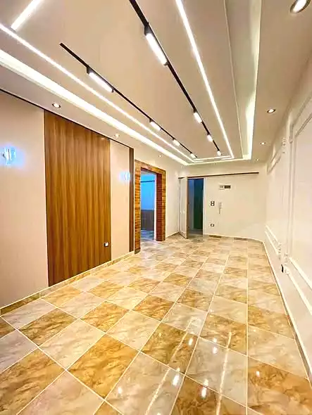 https://aqarmap.com.eg/en/listing/7348108-for-sale-alexandria-al-agamy-shataa-el-nakheel-street-2