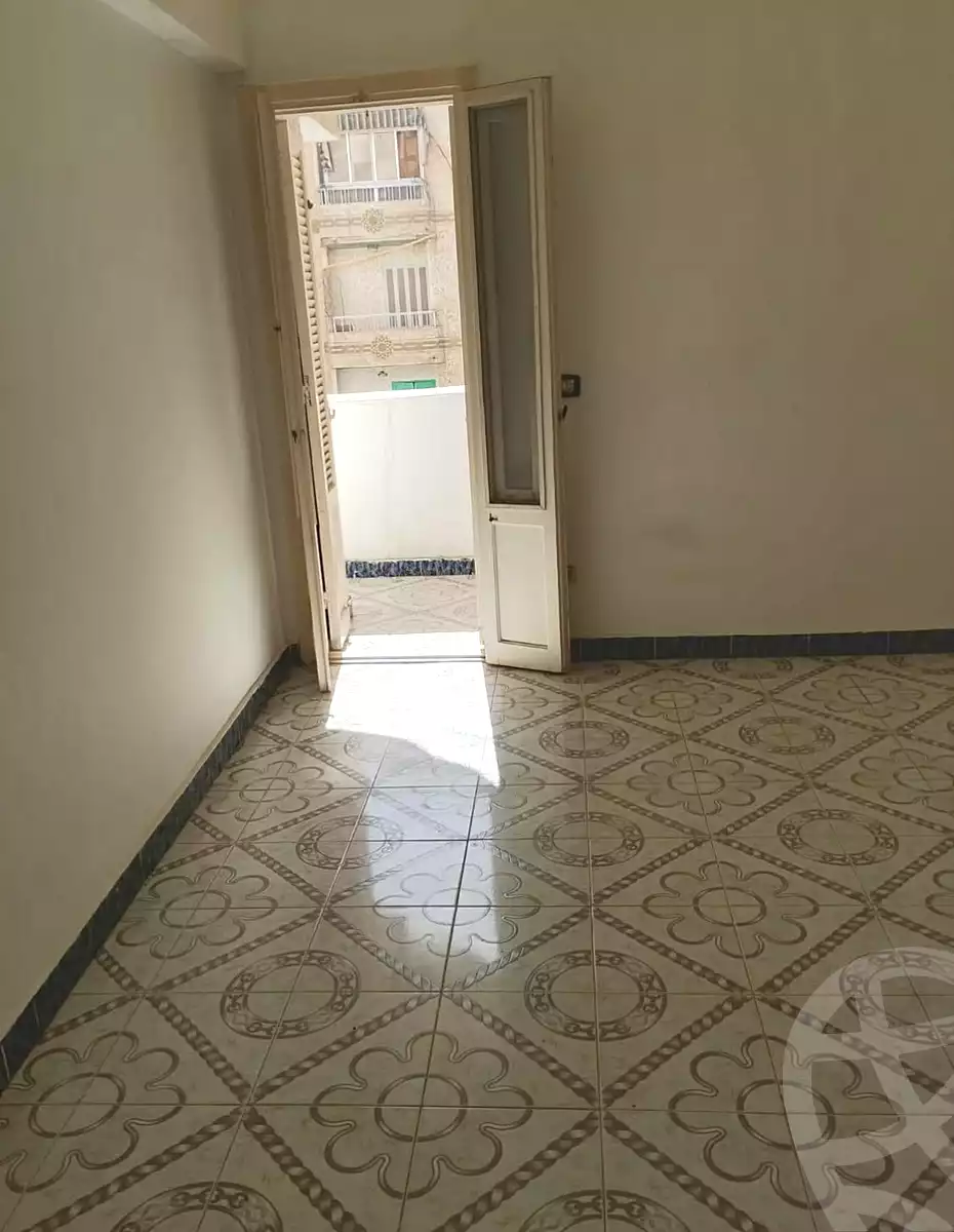 https://aqarmap.com.eg/en/listing/7348132-for-rent-alexandria-miami