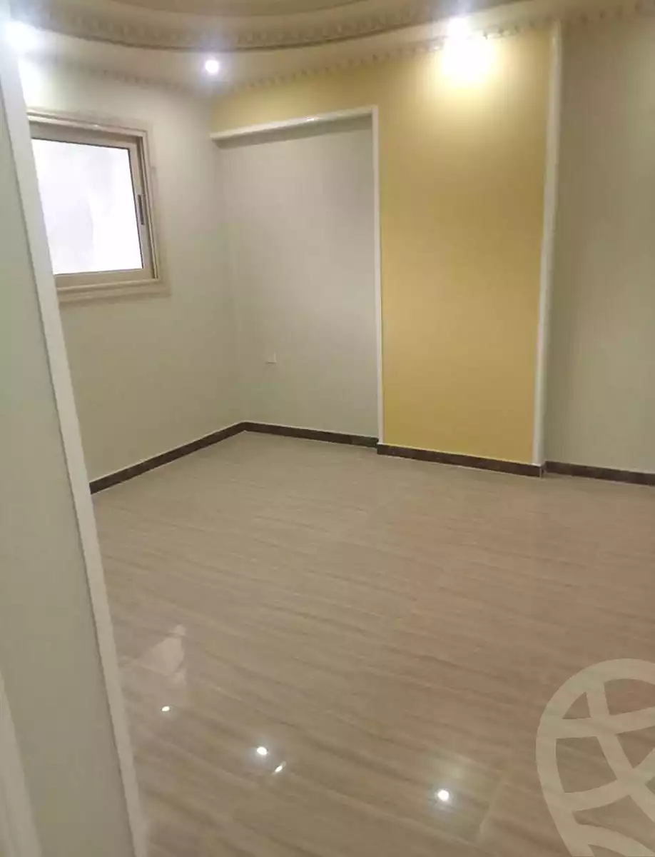 https://aqarmap.com.eg/en/listing/7348274-for-rent-alexandria-ganaklis-shr-mrtdy-bsh