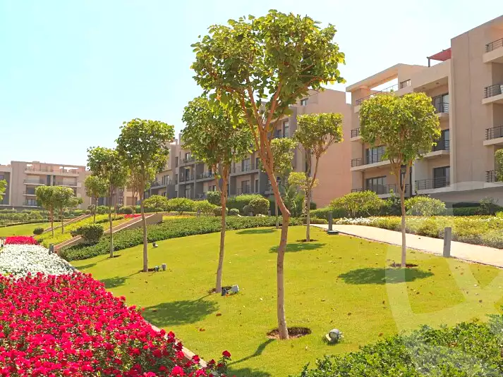 https://aqarmap.com.eg/ar/listing/7348636-for-sale-cairo-new-cairo-compounds-fifth-square
