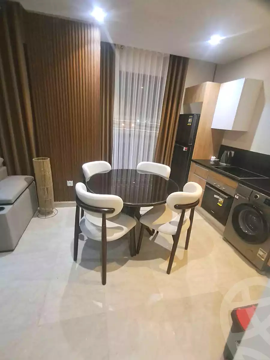 https://aqarmap.com.eg/ar/listing/7348673-for-rent-cairo-el-sheikh-zayed-city-compounds-zyd-wr-llttwyr-z-tower