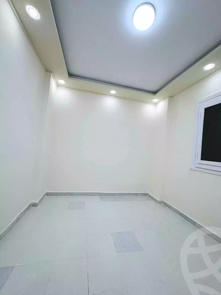 https://aqarmap.com.eg/ar/listing/7348820-for-sale-alexandria-al-agamy-shataa-el-nakheel