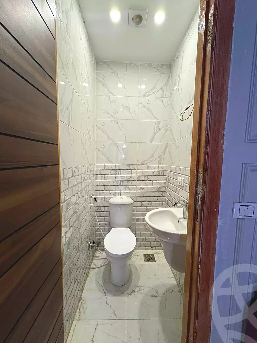 https://aqarmap.com.eg/ar/listing/7348988-for-rent-cairo-6th-of-october-el-ahyaa-neighborhood-2nd-dr-abdel-wahab-moro-rd