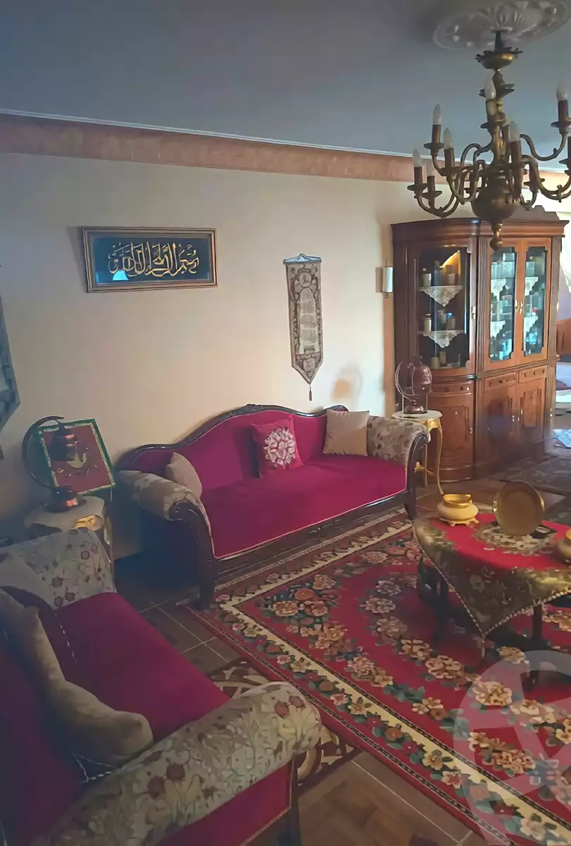 https://aqarmap.com.eg/en/listing/7349673-for-sale-alexandria-moharram-bey-kanal-al-mahmoudeya-al-bahri-st