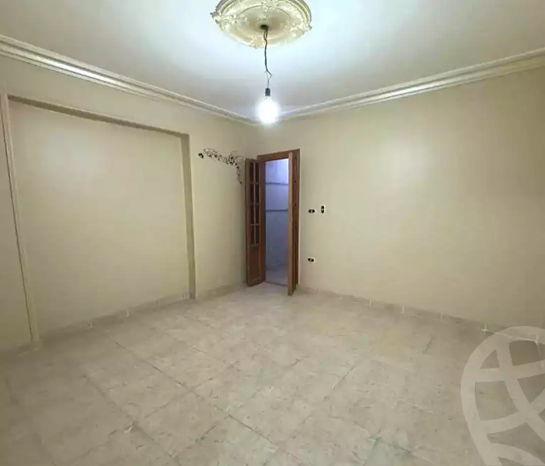 https://aqarmap.com.eg/en/listing/7349761-for-sale-alexandria-miami-shr-jml-bd-lnsr