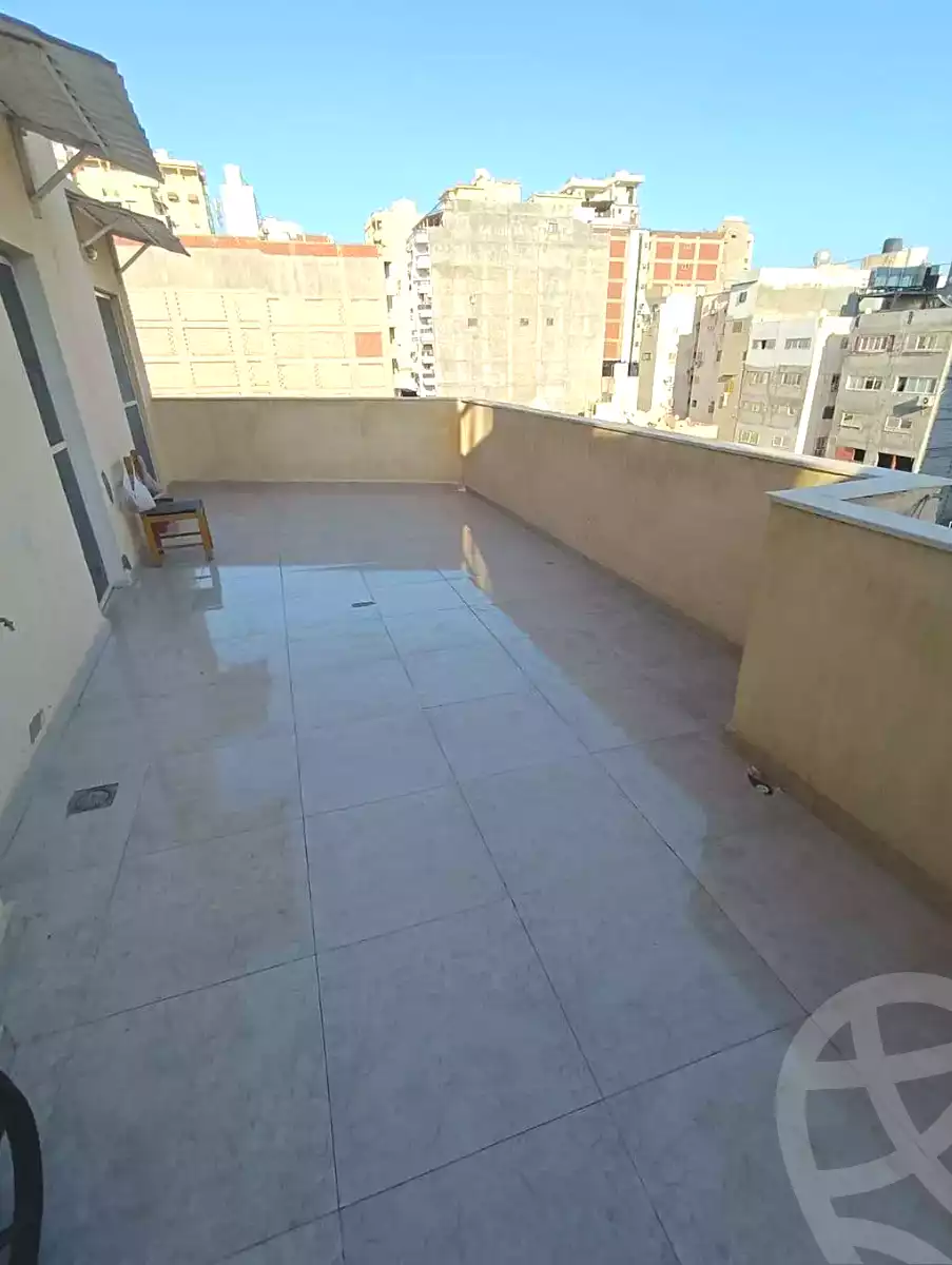 https://aqarmap.com.eg/ar/listing/7348330-for-sale-alexandria-el-asafra-l-sfr-bhry-atlas-st