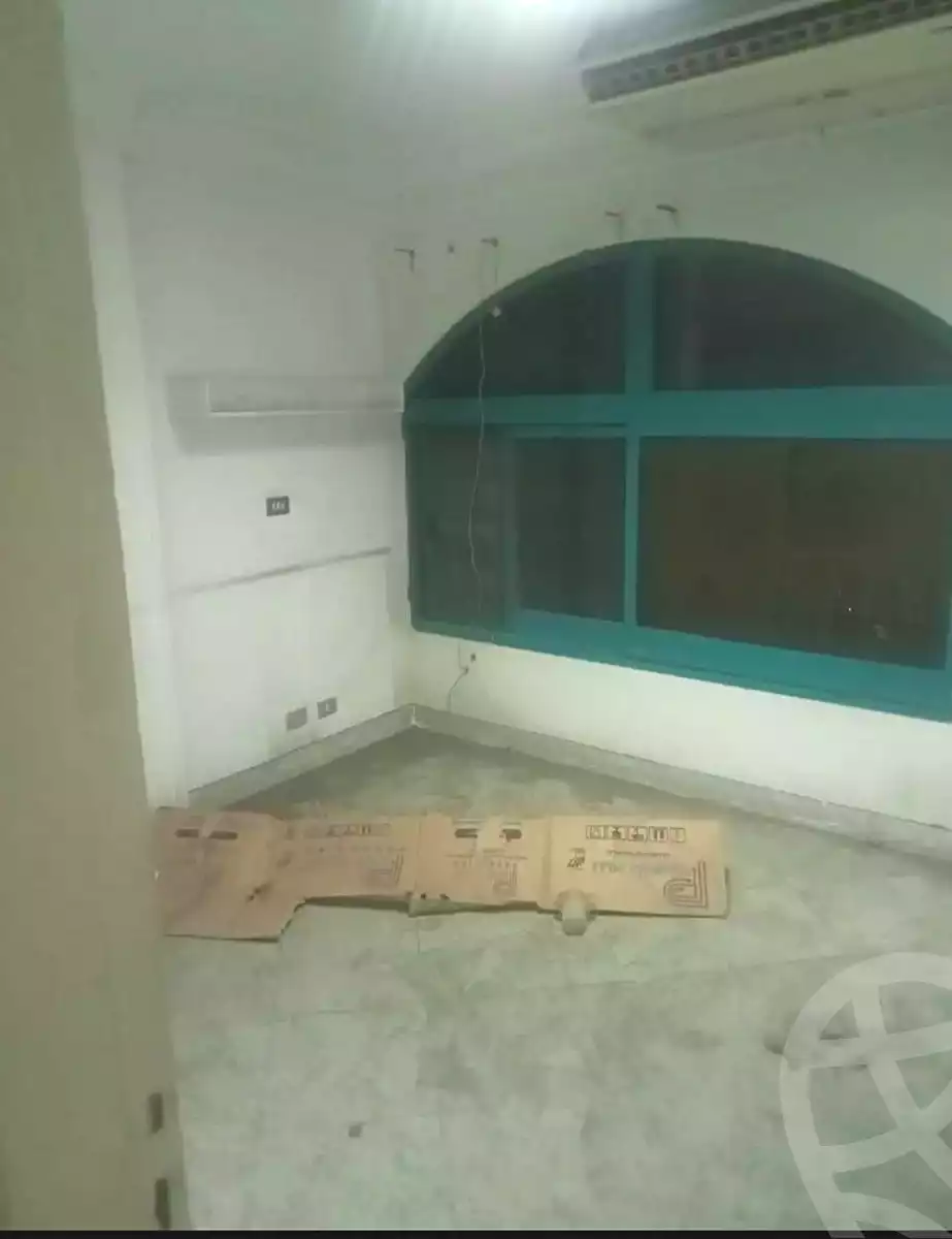 https://aqarmap.com.eg/en/listing/7349912-for-rent-alexandria-bakoos
