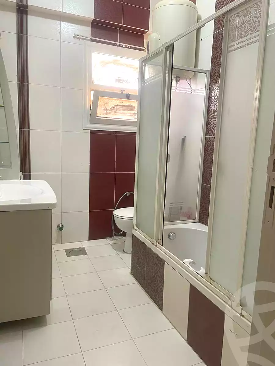 https://aqarmap.com.eg/en/listing/7350325-for-sale-cairo-new-cairo-ganob-el-akadamiya-south-academy-b-taha-hussein-st