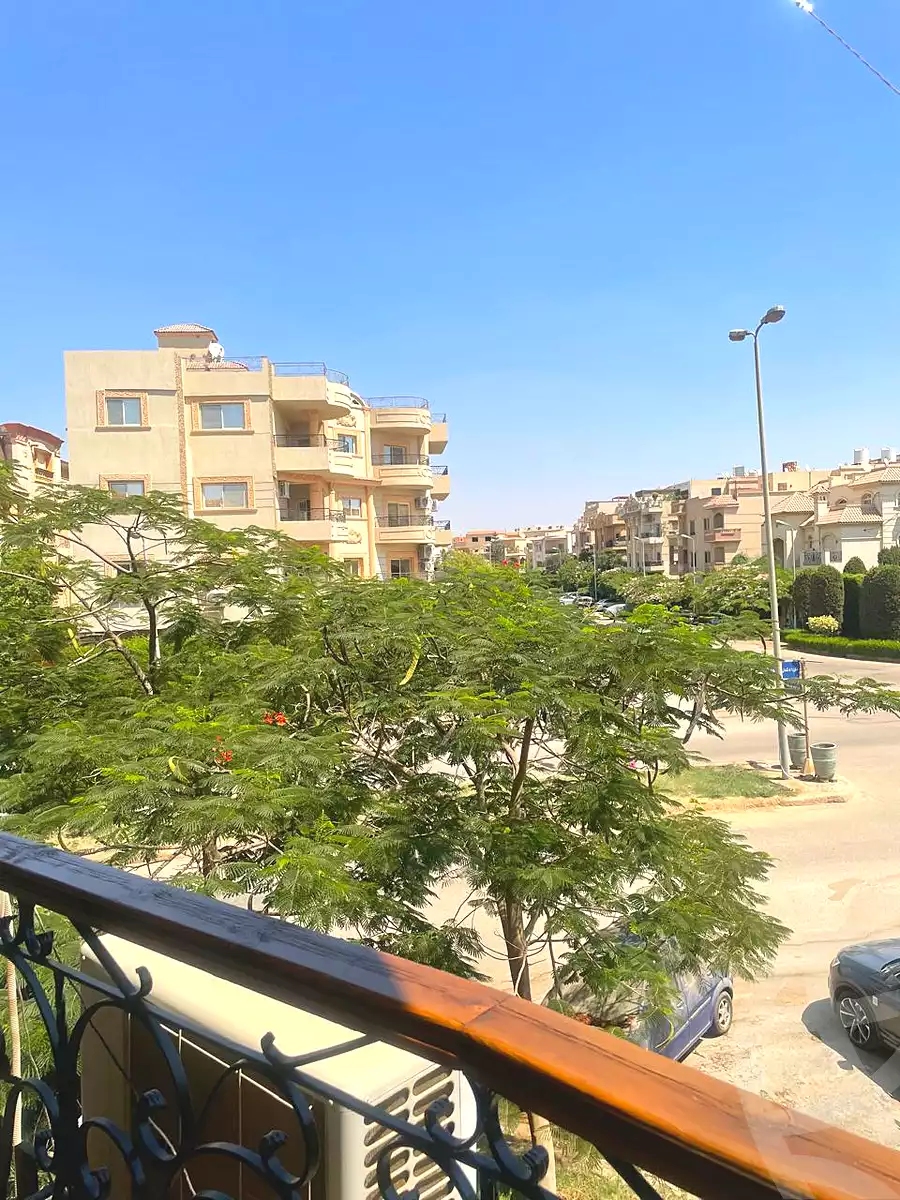 https://aqarmap.com.eg/en/listing/7350325-for-sale-cairo-new-cairo-ganob-el-akadamiya-south-academy-b-taha-hussein-st