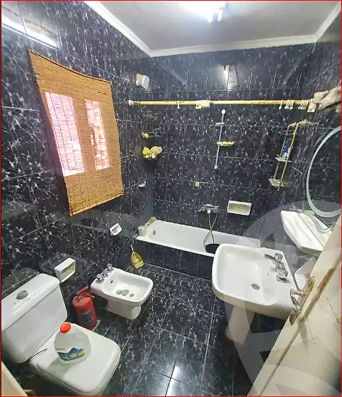 https://aqarmap.com.eg/en/listing/7350501-for-sale-cairo-helwan-helwan-el-sharkeya-borhan-st
