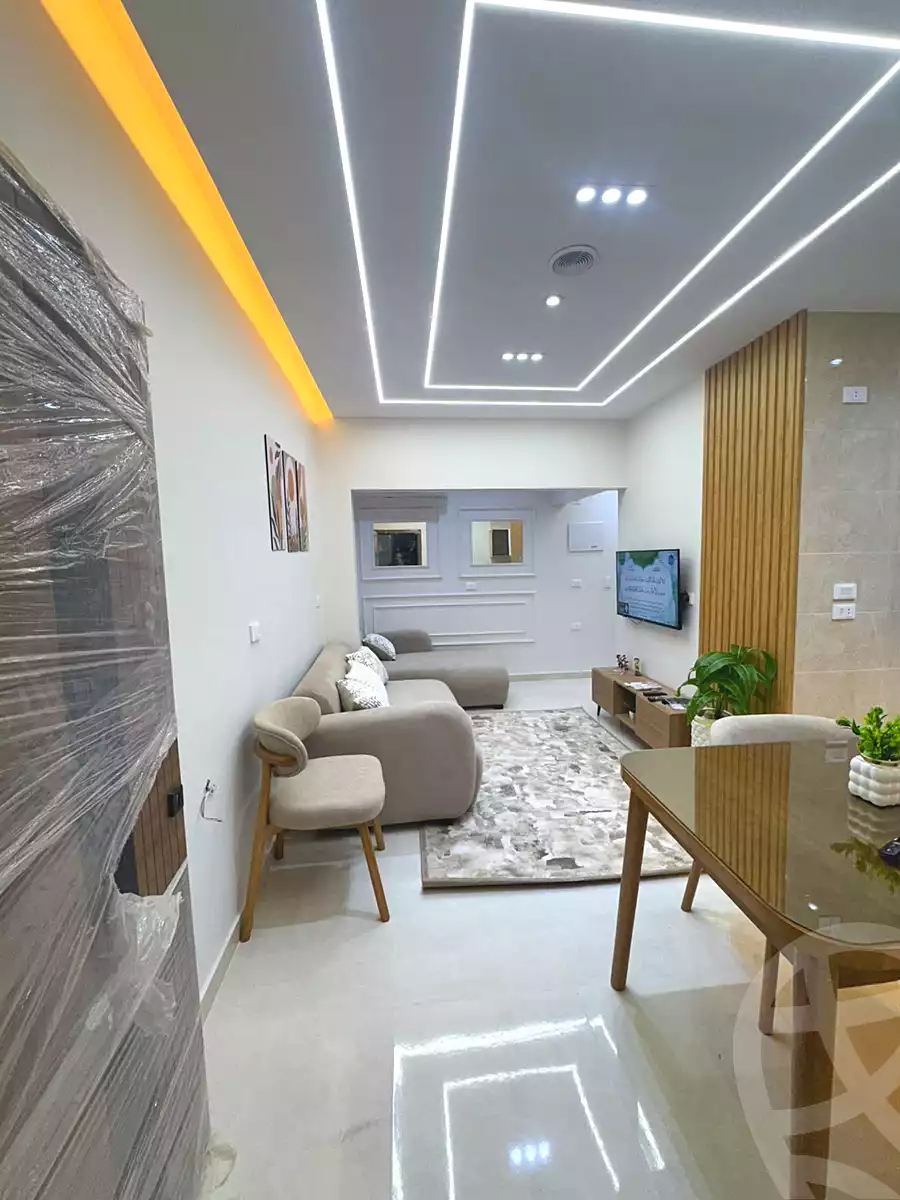 https://aqarmap.com.eg/ar/listing/7350560-for-rent-cairo-6th-of-october-el-ahyaa-neighborhood-1st-al-maahad