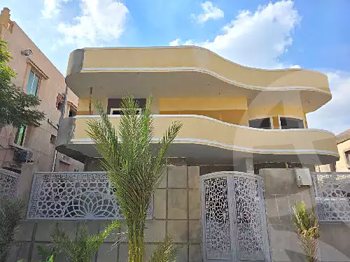 https://aqarmap.com.eg/en/listing/7351327-for-sale-cairo-new-cairo-sharq-el-akadamiya-al-tahrir-st