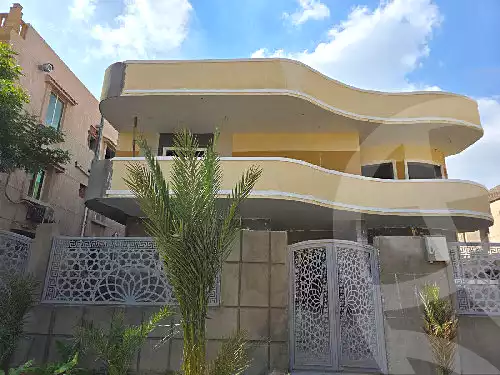 https://aqarmap.com.eg/en/listing/7351327-for-sale-cairo-new-cairo-sharq-el-akadamiya-al-tahrir-st