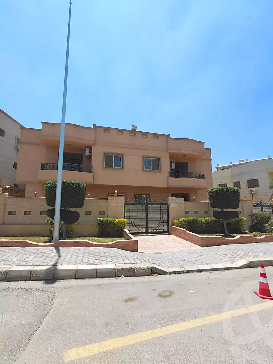 https://aqarmap.com.eg/en/listing/7351438-for-sale-cairo-new-cairo-el-yassamin-el-yasmeen-6