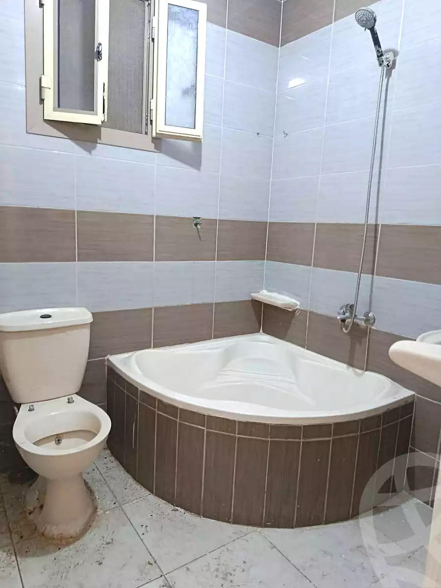 https://aqarmap.com.eg/en/listing/7351435-for-rent-alexandria-lsywf-el-falki