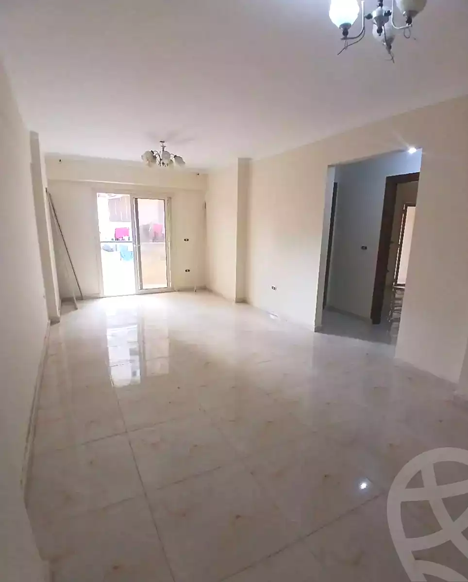 https://aqarmap.com.eg/en/listing/7351522-for-sale-alexandria-ganaklis
