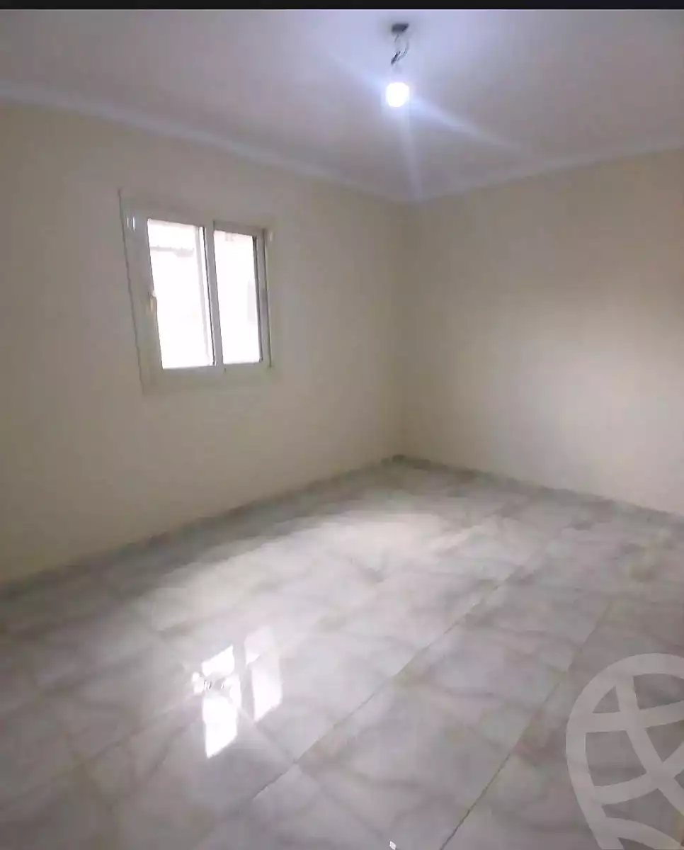 https://aqarmap.com.eg/en/listing/7351522-for-sale-alexandria-ganaklis