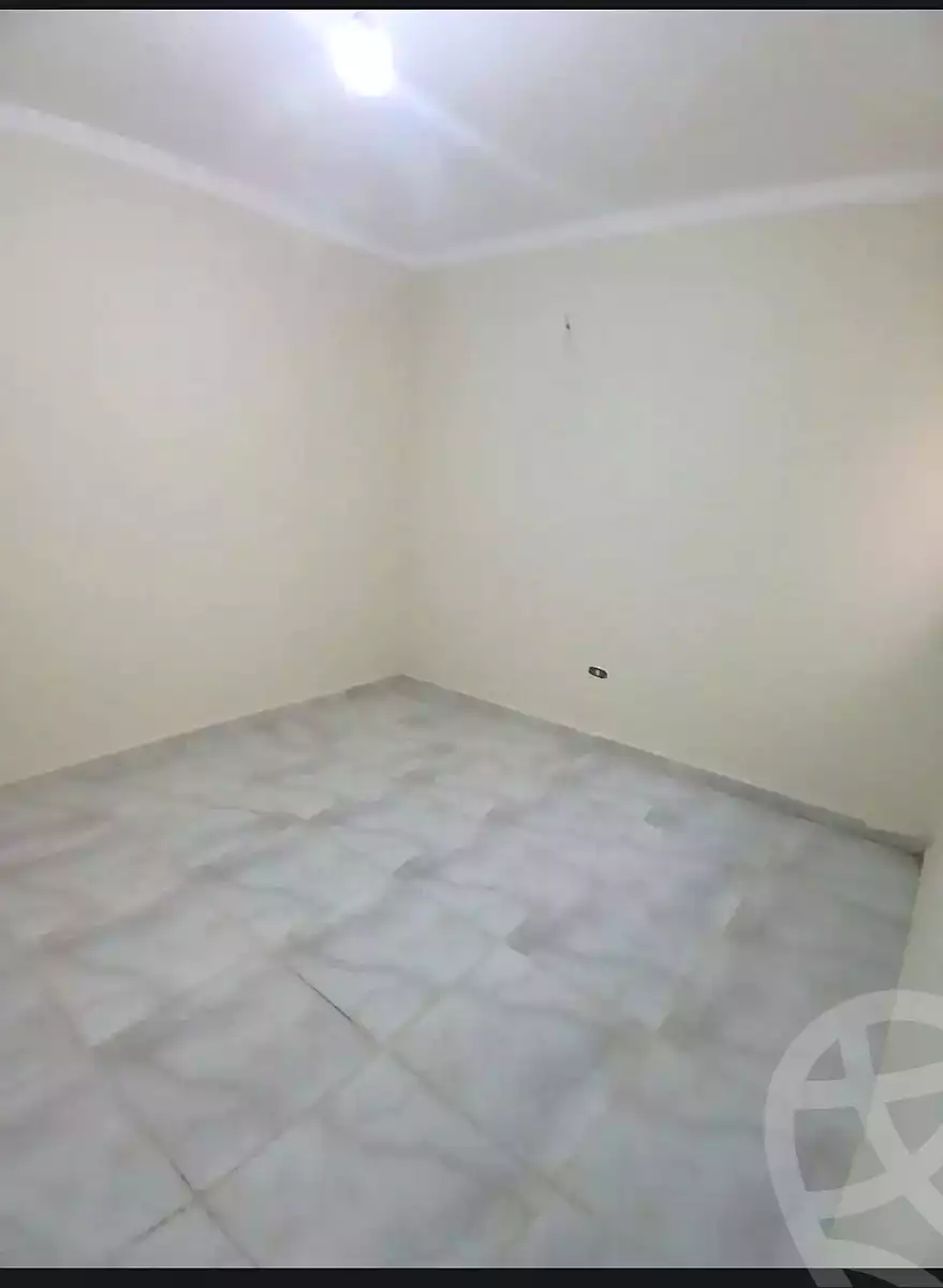 https://aqarmap.com.eg/en/listing/7351522-for-sale-alexandria-ganaklis