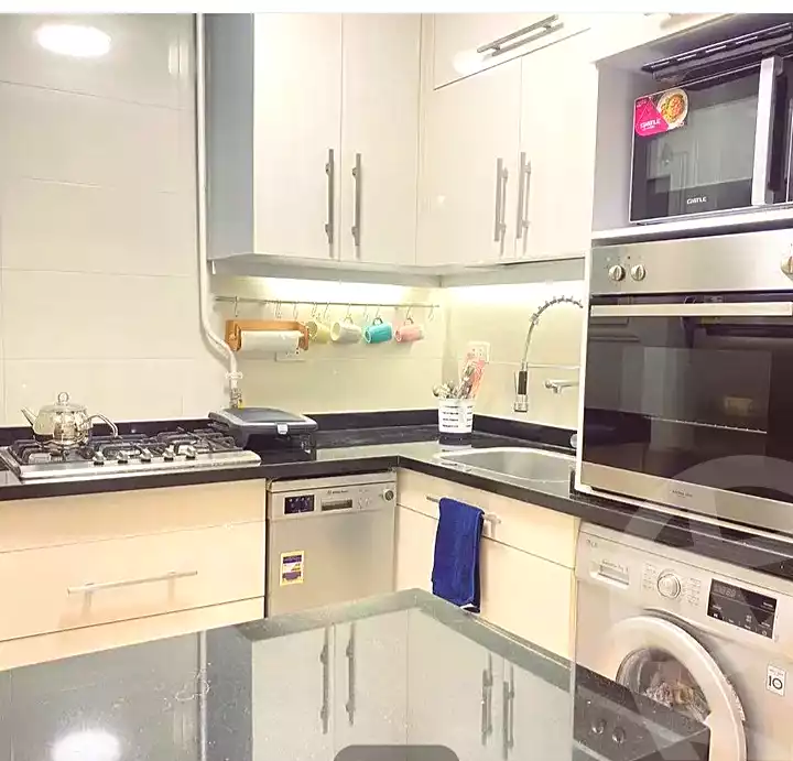 https://aqarmap.com.eg/ar/listing/7351896-for-sale-alexandria-sydy-bshr-sydy-bshr-bhry-magd-el-arab-mohamed-st