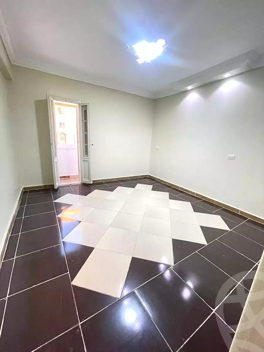 https://aqarmap.com.eg/ar/listing/7352025-for-sale-alexandria-miami-bilal-ibn-rabbah-st