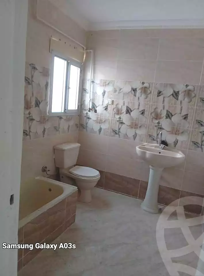 https://aqarmap.com.eg/ar/listing/7352056-for-sale-alexandria-al-agamy-el-hanouvel