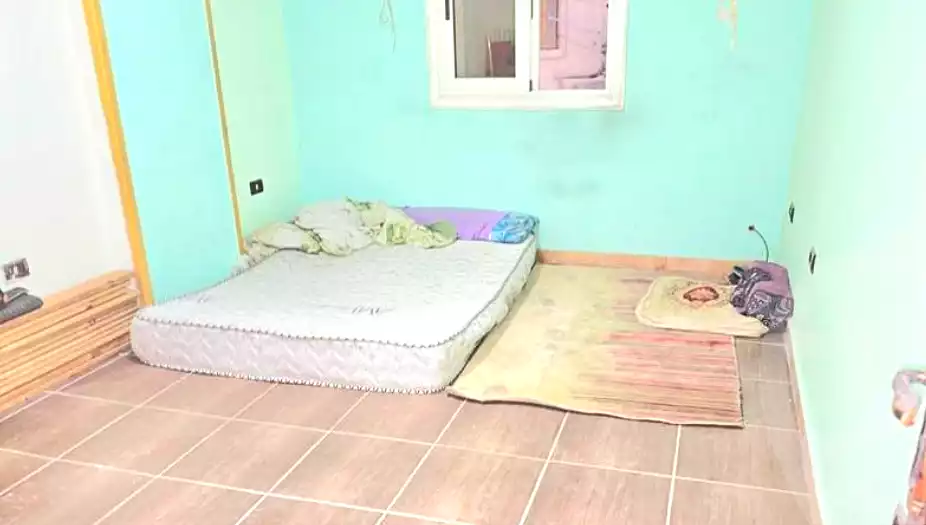 https://aqarmap.com.eg/en/listing/7352410-for-sale-alexandria-al-agamy-el-hanouvel-radwan-st