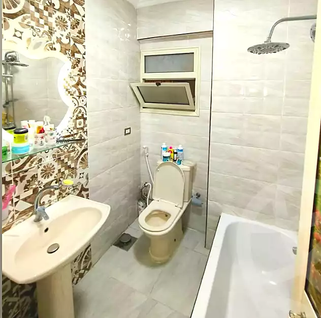 https://aqarmap.com.eg/en/listing/7352676-for-sale-alexandria-lsywf-city-light-mall